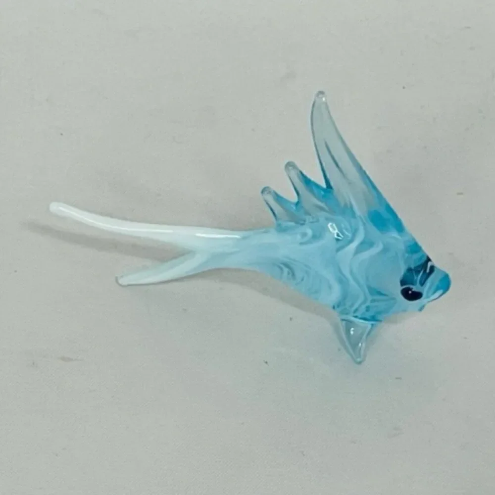 Murano Style  Glass Handcrafted Unique Lovely Mini Fish Figurine 2.5